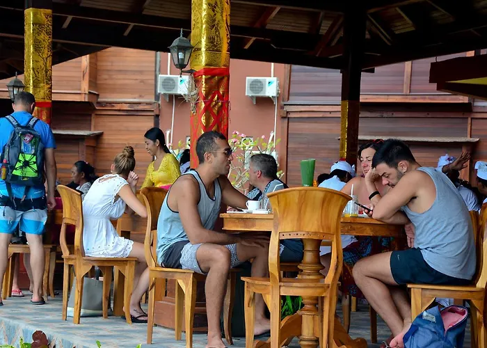 Hotel Caspla Beach Resto And Bar Nusa Penida