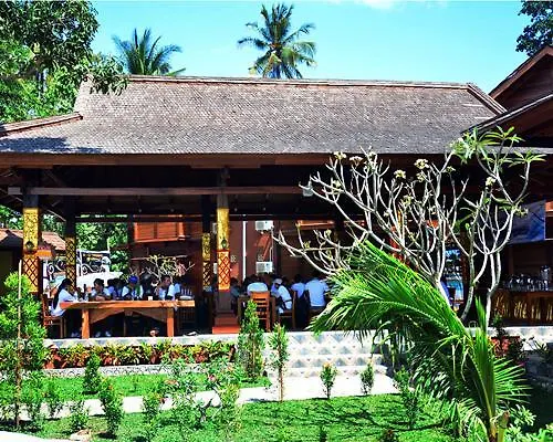 Hotel Caspla Beach Resto And Bar 3*
